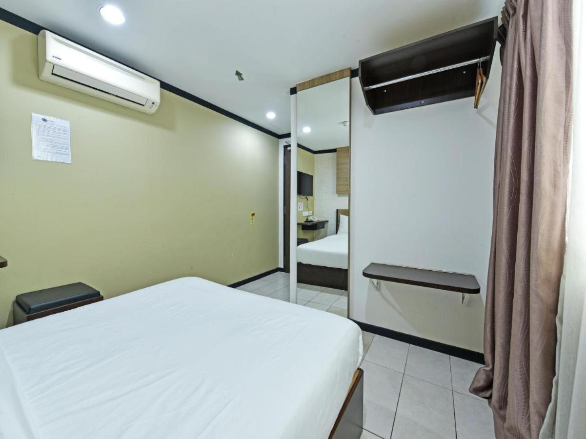 One Enigma Hotel Куала-Лумпур Екстер'єр фото